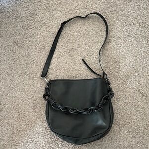 Black Shoulder/crossbody purse